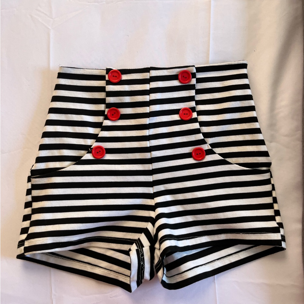 Sailor shorts